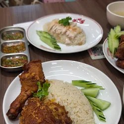 Photo by Jerrie Chong from their 555 Google review