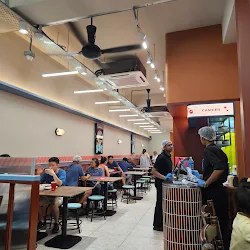 Photo by Alex Soliman from their 555 Google review