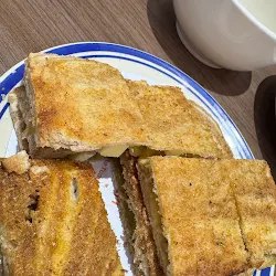 Photo by izaty arha from their 555 Google review